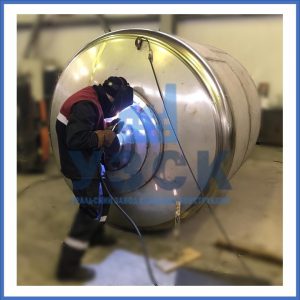 Купить баки и ёмкости из нержавеющей стали от завода УЗСК в Керчи